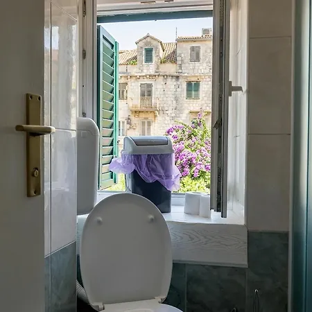 Apartment Peric Gostinjska kuća Split