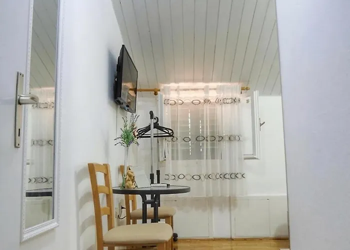 Apartment Peric 3*