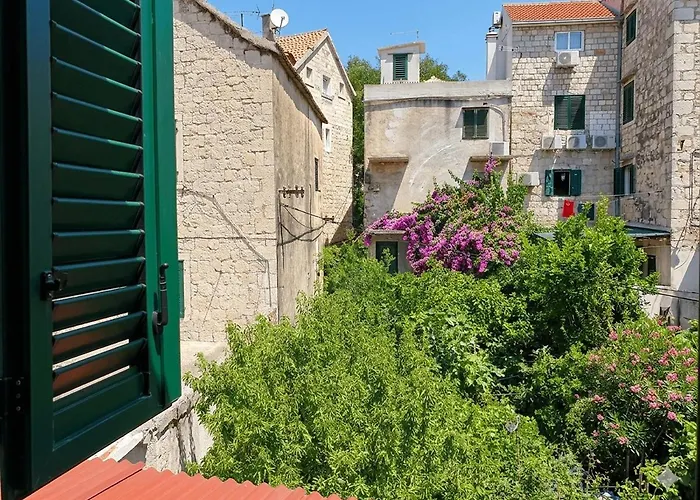 Apartment Peric 3* Split