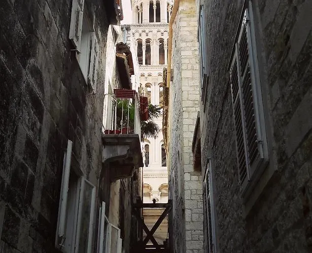 Peric ゲストハウス 3*